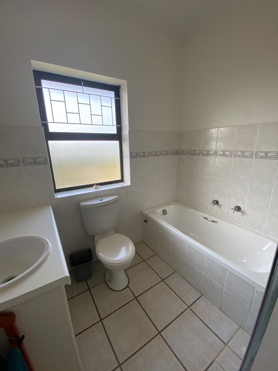 3 Bedroom Property for Sale in Seafield Eastern Cape
